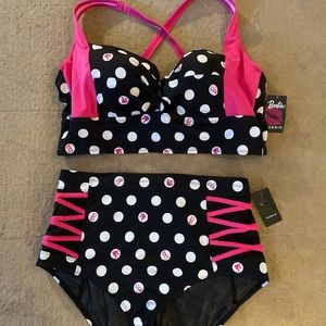 ❌SOLD❌Torrid x Barbie NWT HTF Rare 2 Piece Swimsuit Bikini Set in size 2X/1X♥️